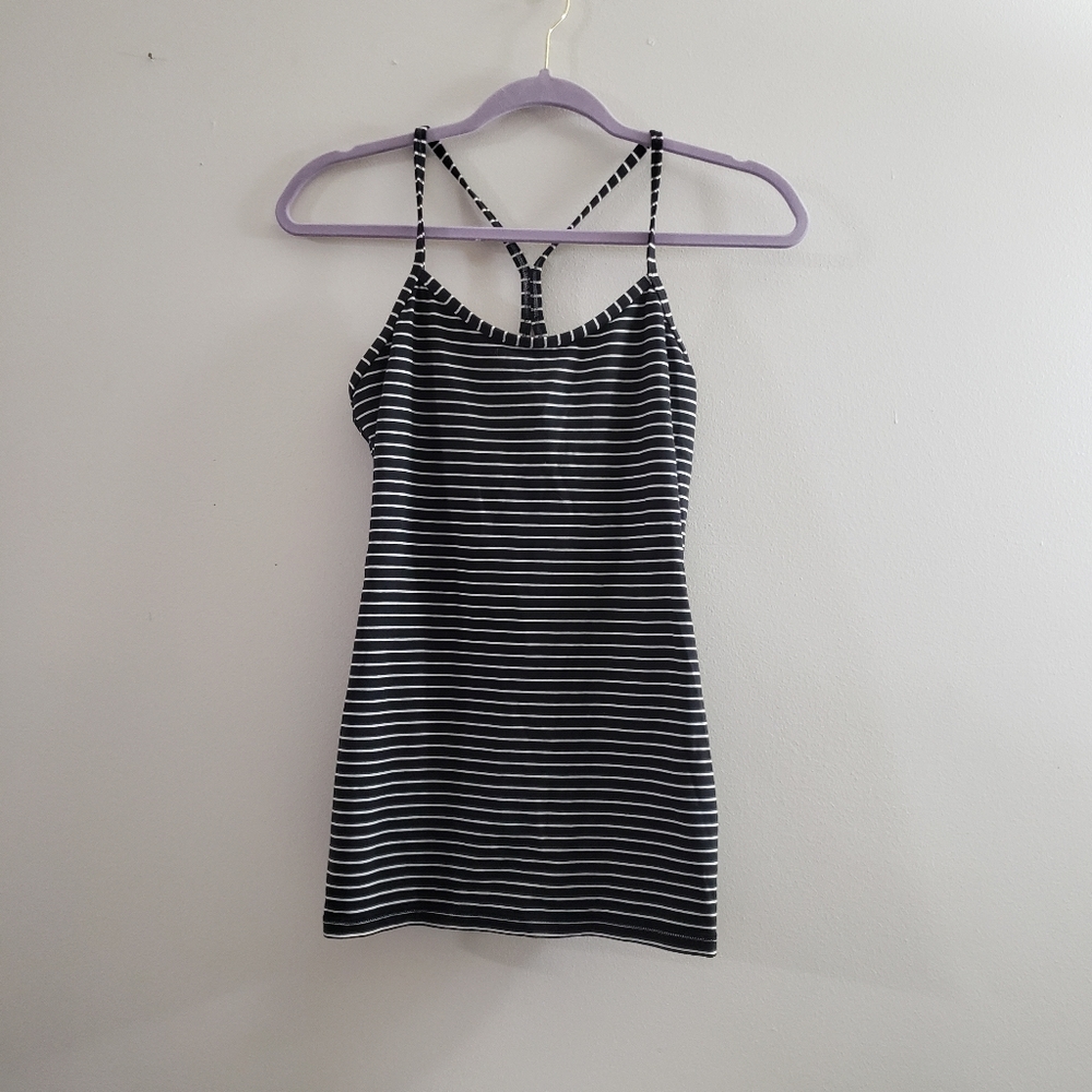 Lululemon • Black & White Mod Stripe Power Y Tank size 8 - Picture 5 of 8